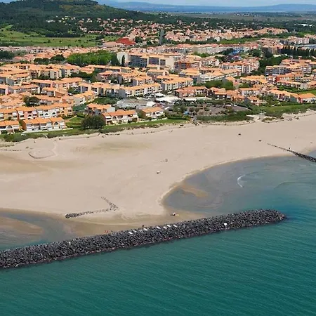 Apartment Port Richelieu 120, T3 Petite Vue Port, Piscine, Parking Agde